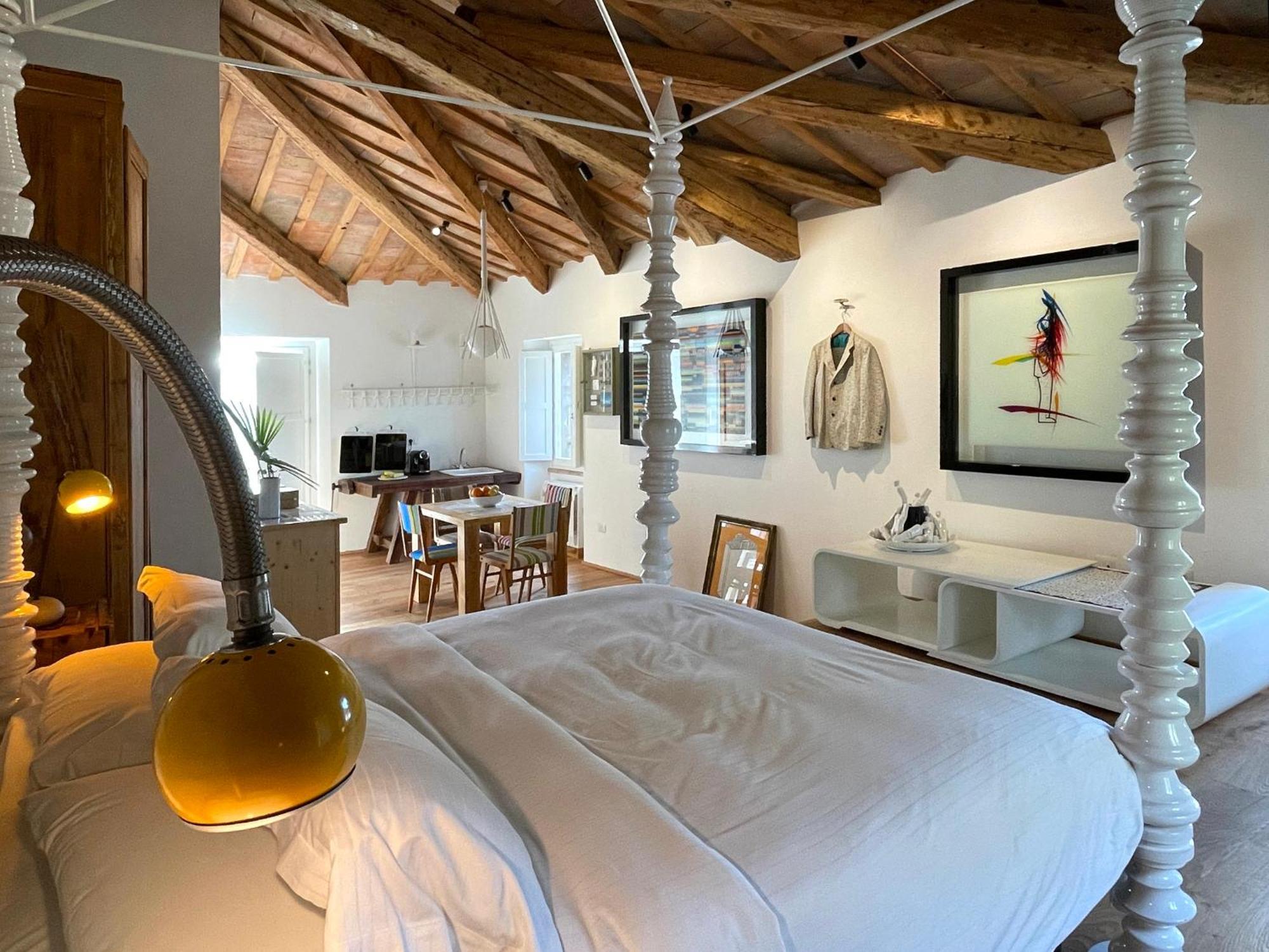 Ferienwohnung Castello Di Granarola Relais - Adults Friendly - Gradara Exterior foto